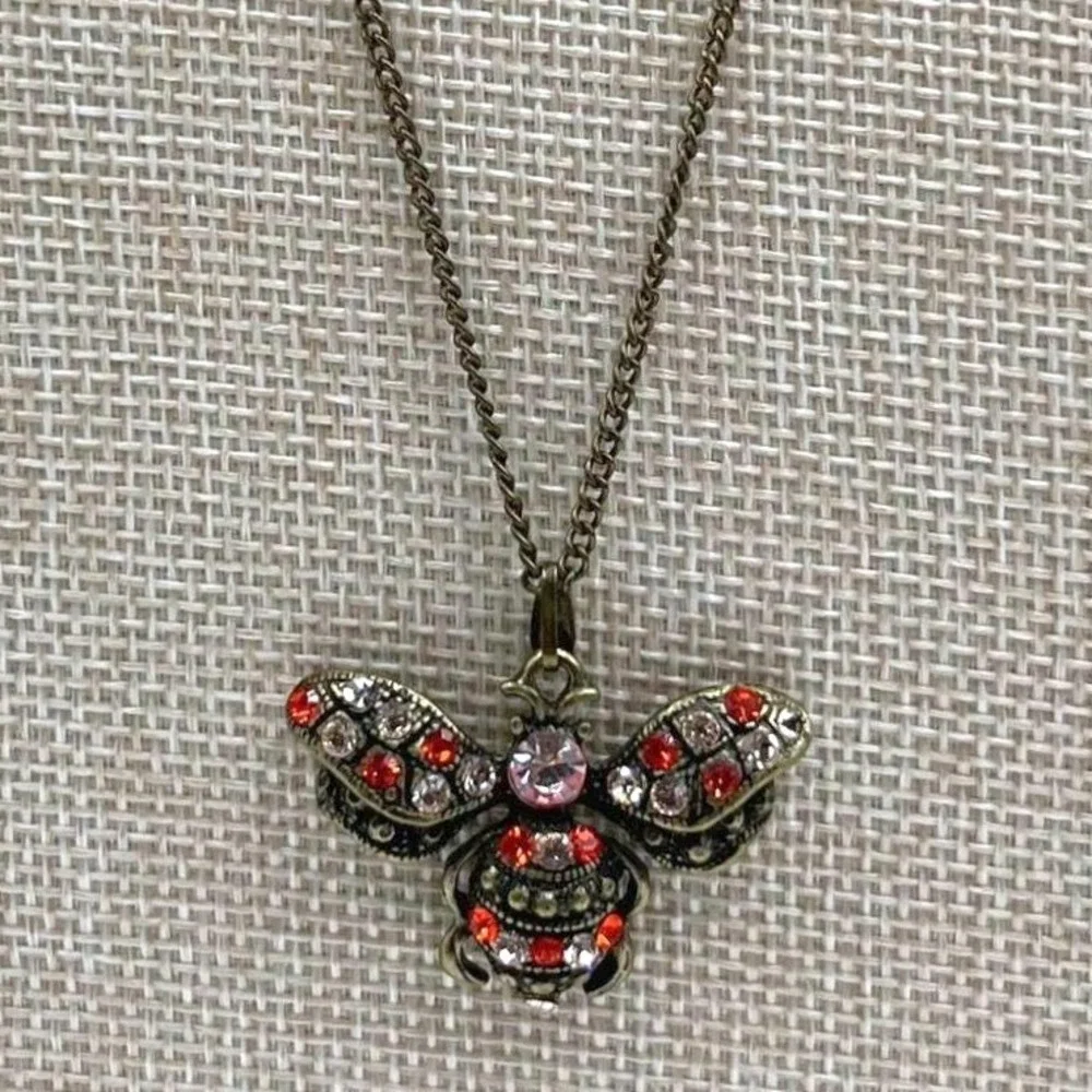 Vintage Bronze‎ Tone Bee Pendant Necklace Rhinestone Crystal Insect Jewelry Boho